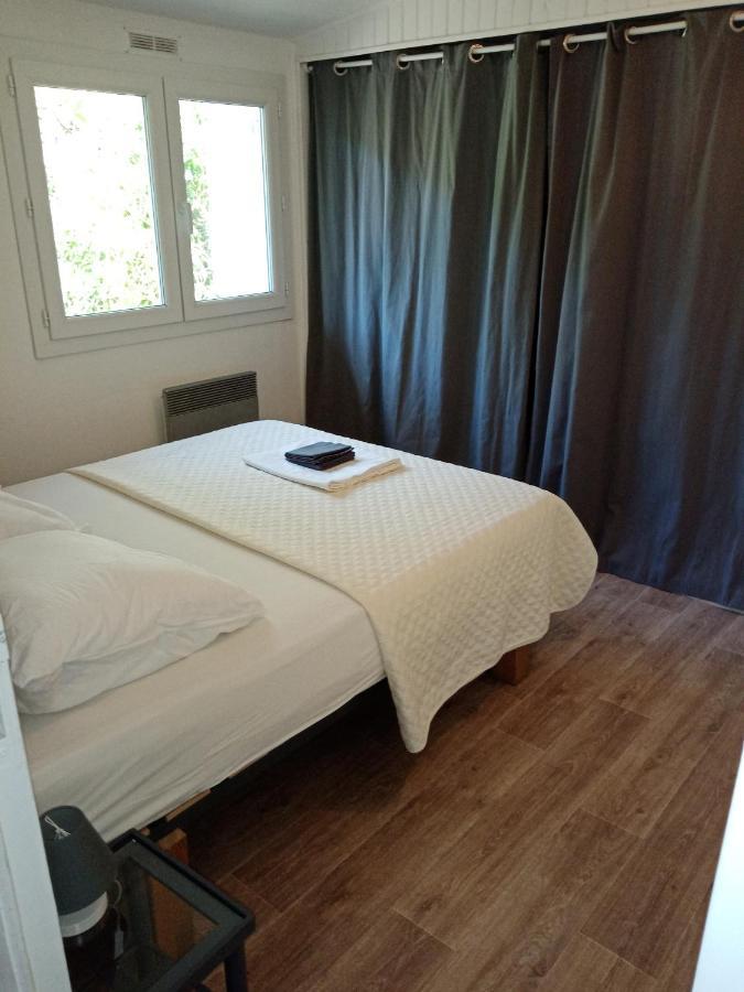 Chalet Agreable, A Proximite Du Centre Historique, Golf Academy Villeneuve-lès-Avignon Dış mekan fotoğraf