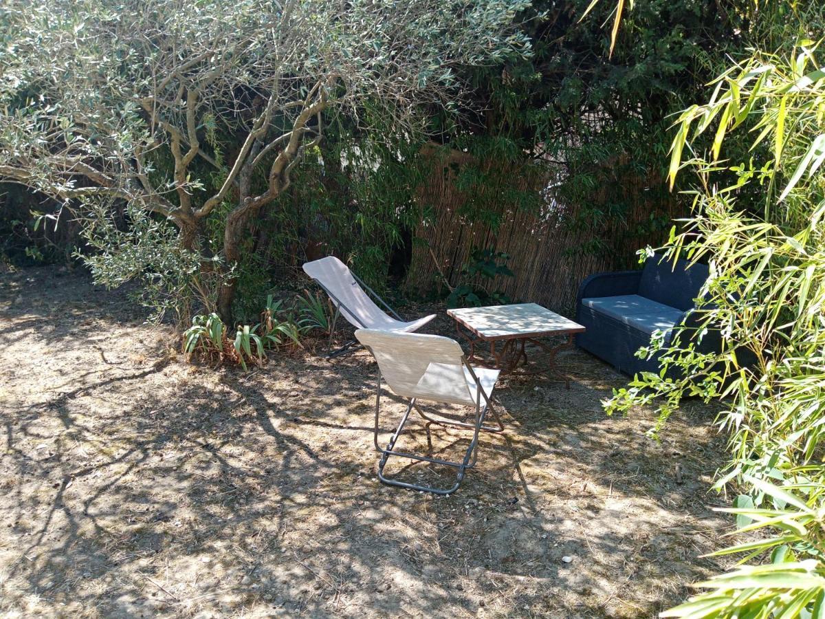 Chalet Agreable, A Proximite Du Centre Historique, Golf Academy Villeneuve-lès-Avignon Dış mekan fotoğraf